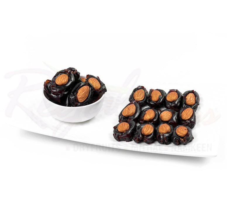 Dates with Almond Regal Plus