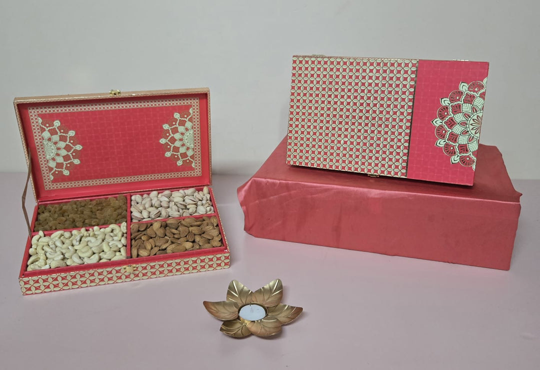 Gift Box Dryfruits Red Chex 4P