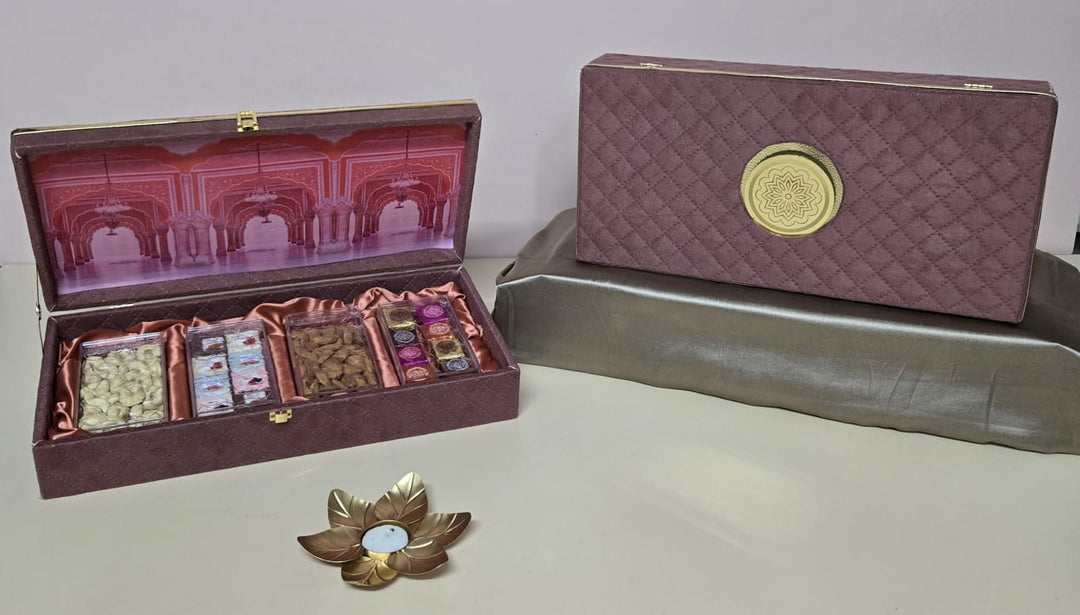 Gift Box Dryfruits Velvet 4 Dibbi